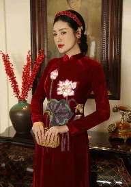 Áo dài trung niên - cho những dịp trọng đại