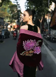 Khăn Nhung - Sự Lựa Chọn Sang Trọng Cho Cuộc Sống Hiện Đại